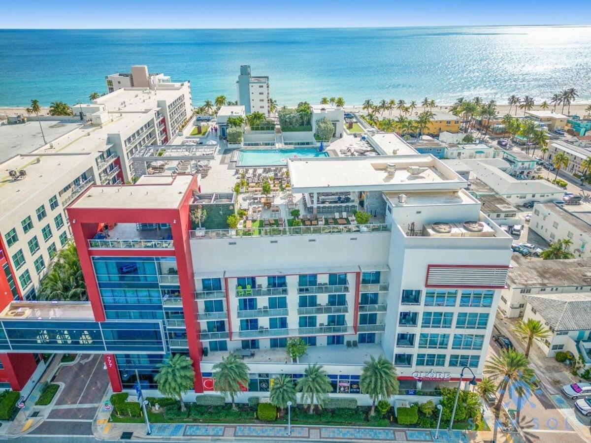 Rooftop Pool - Balcony - Hollywood Beach Broad - Walk Exterior foto