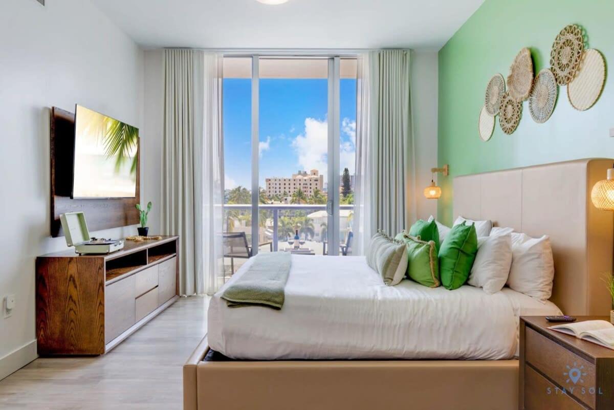 Rooftop Pool - Balcony - Hollywood Beach Broad - Walk Exterior foto